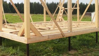 Сарай на винтовых сваях или хозблок на сваях Мегион цена от 2511 руб. / шт.